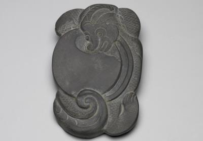 图片[2]-Refined clay inkstone with dragon playing with pearl, Yuan dynasty (1271-1368)-China Archive